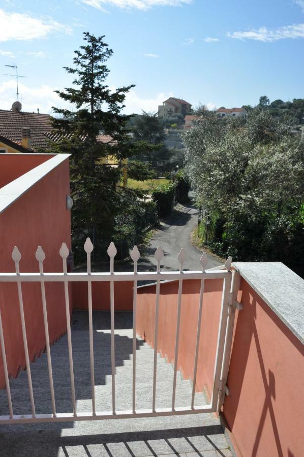 Villa Paolina Ceriale - app. 6 posti Esterno foto